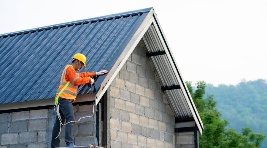 Professional residential roofers in Pipe Creek, TX
